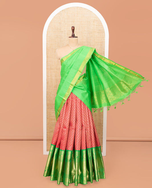 Red Pure Silk Half-Saree, Boldly Accentuated with Jacquard Design on Its Skirt, Complemented by a Contrast Border of Rekku, Banaras, Muthu, Rudaksham, and Mayil Designs, Comes with a Contrast Blouse and a Dhavani of Jaal Designs