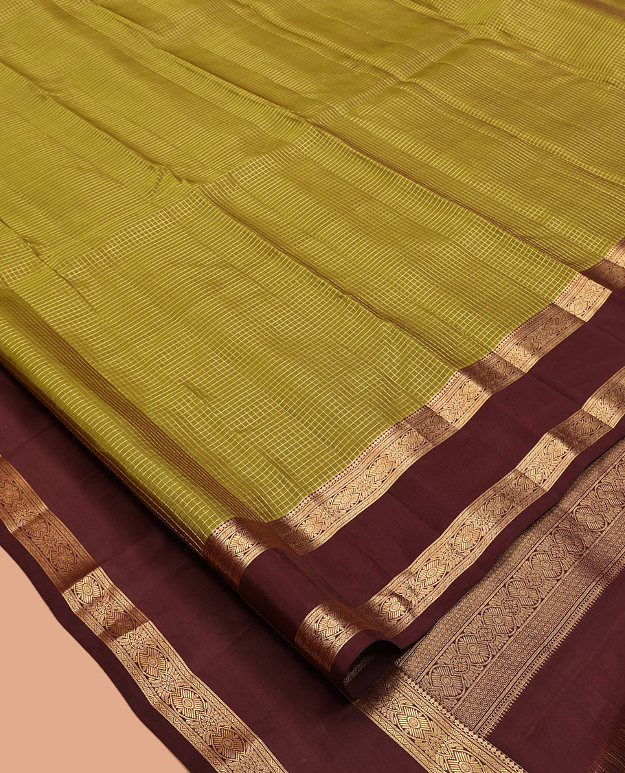 Green Micro-Checked Vasundhara Lite-Silk Mix Saree, Complemented by Contrast Rettai Pettu Traditional Zari Border, Grand Pallu, and a Contrast Blouse