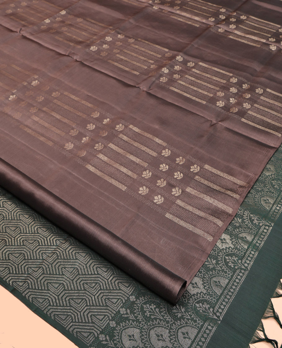 Borderless Brown Mayuri Lite Silk Mix Saree, Steeped with Subtle Zari Buttas, Complemented by Contrast Intricately Designed Pallu and a Contrast Blouse