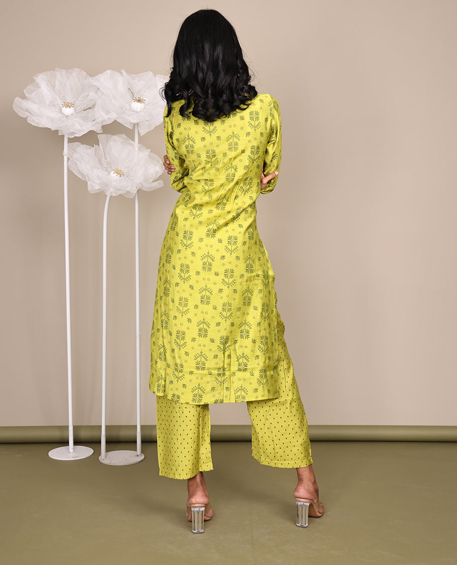 Green Cotton Ready-Made Suit, Featuring Jamdani-Style Prints, a Chinese Collar, 3/4 Sleeves, and Straight-Cut Top, Paired with Polka-Dot-Printed Straight-Cut Pants