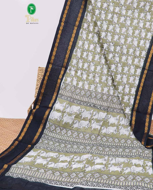 Green pichwai printed sungudi cotton saree with contrast double pad, rudraksh border