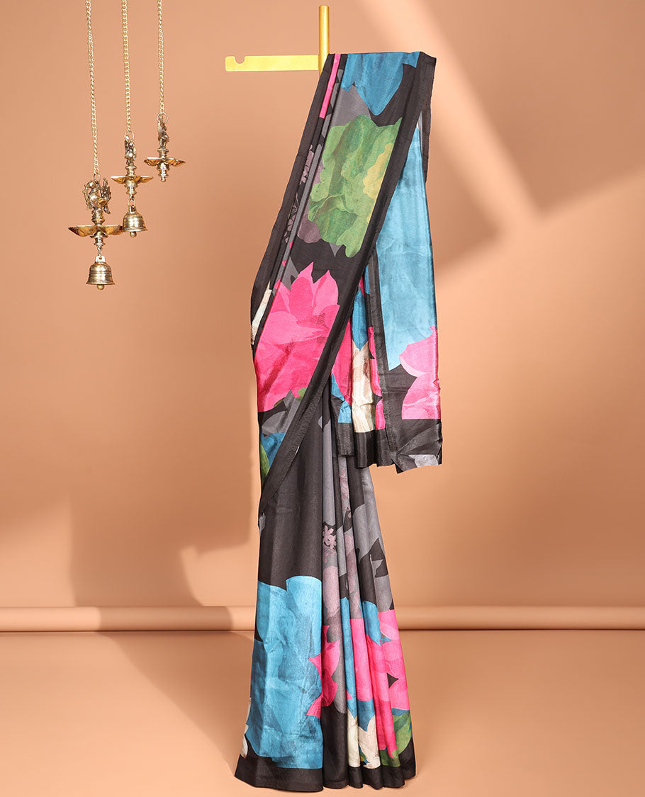 Borderless multi-color digital floral print georgette saree with self pallu