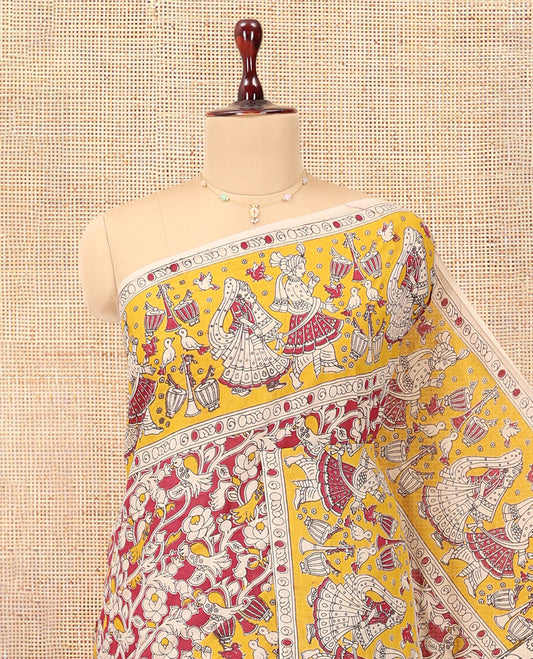 Red Kalamkari Cotton Saree, Adorned with Floral Vine Print, Contrast Printed Border, Kalamkari Peacock Motifs Pallu, and a Contrast Blouse