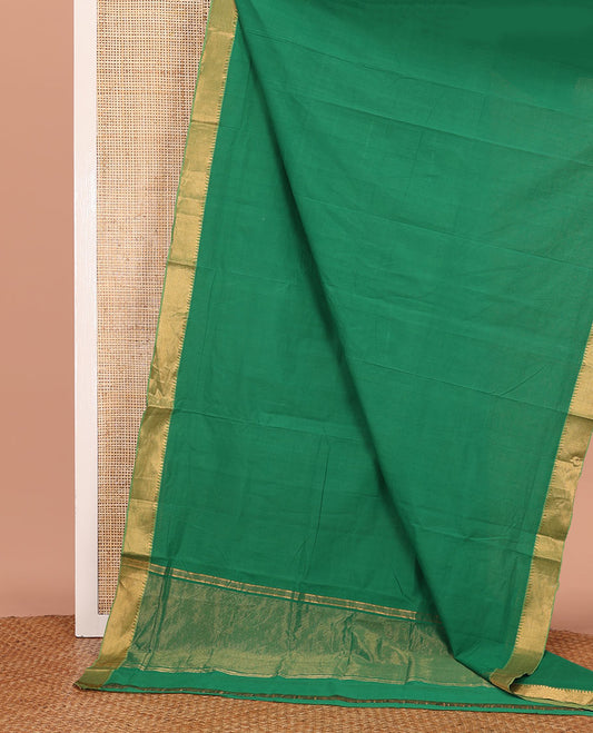 Green Plain Mangalagiri Cotton Saree, Accentuated with Temple Zari Border, Gleaming Zari Pallu, and Paired with a Matching Blouse