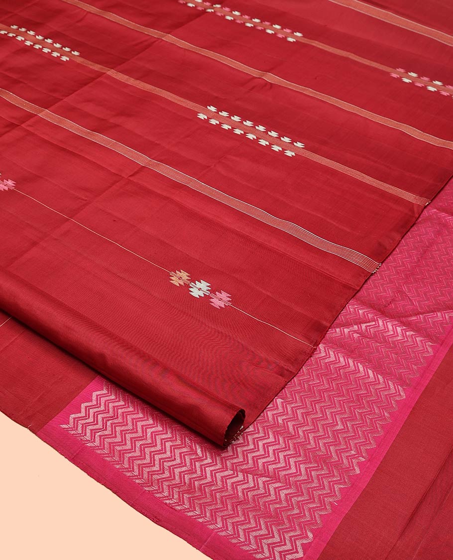 Borderless Maroon Mayuri Soft Silk Saree, Beautified with Buttas and Stripes All Over Its Body, Complemented by Contrast Pallu of Vanki Designs, and Paired with Matching Blouse