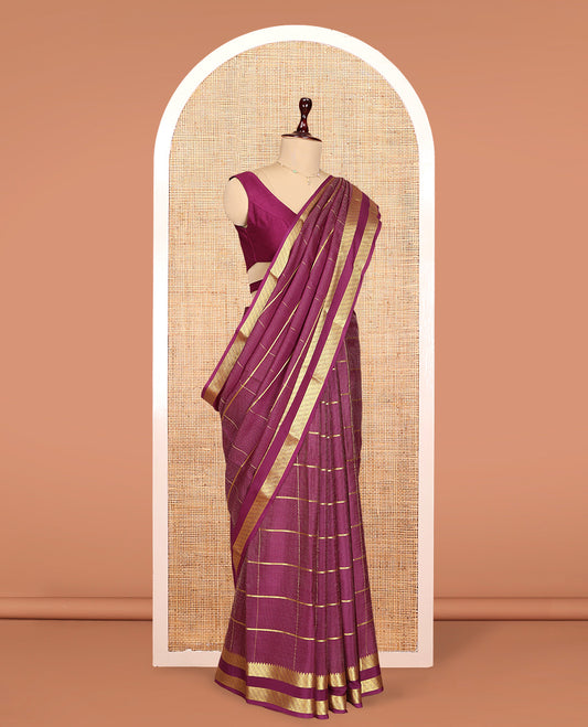 Magenta Mysore Silk Saree Features Checked Pattern, Complemented by Double-pet Zari Border, an Grand Pallu, and a Matching Blouse