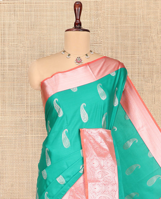 Green Budget Silk Saree, Beautified with Paisley Zari Buttas All Over Its Body, Complemented by Contrast Border Steeped with Paisley Designs, Meticulously Woven Pallu of Jaal Designs, and Paired with a Contrast Blouse