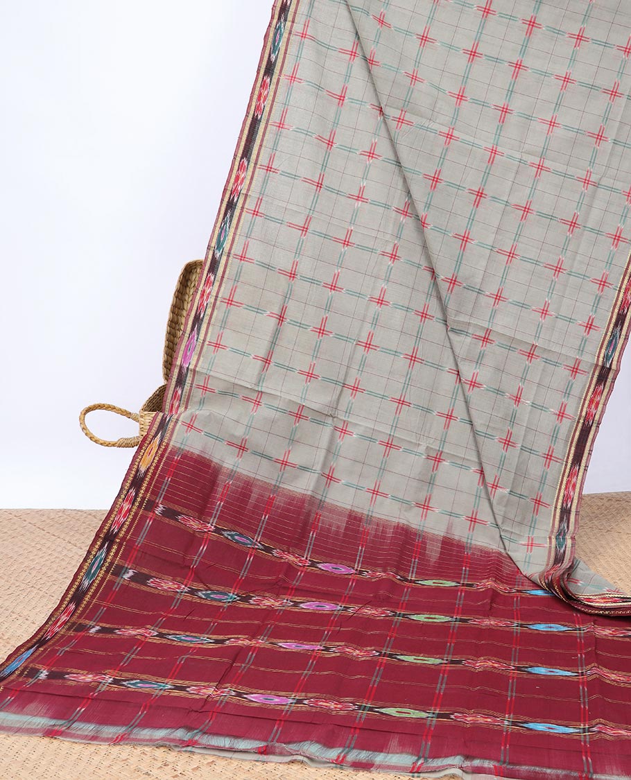 Grey checked Andhra cotton saree, contrast ikkat border & checked pallu of ikkat design