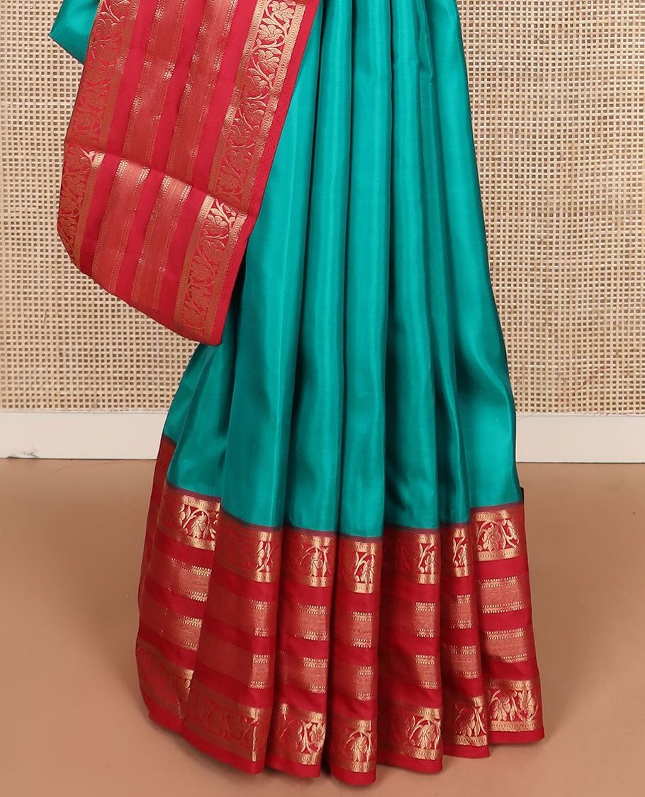 Blue plain Kanchipuram silk saree, contrast border of Muthu,banaras,kodi visiry & neli & geometric patterned pallu