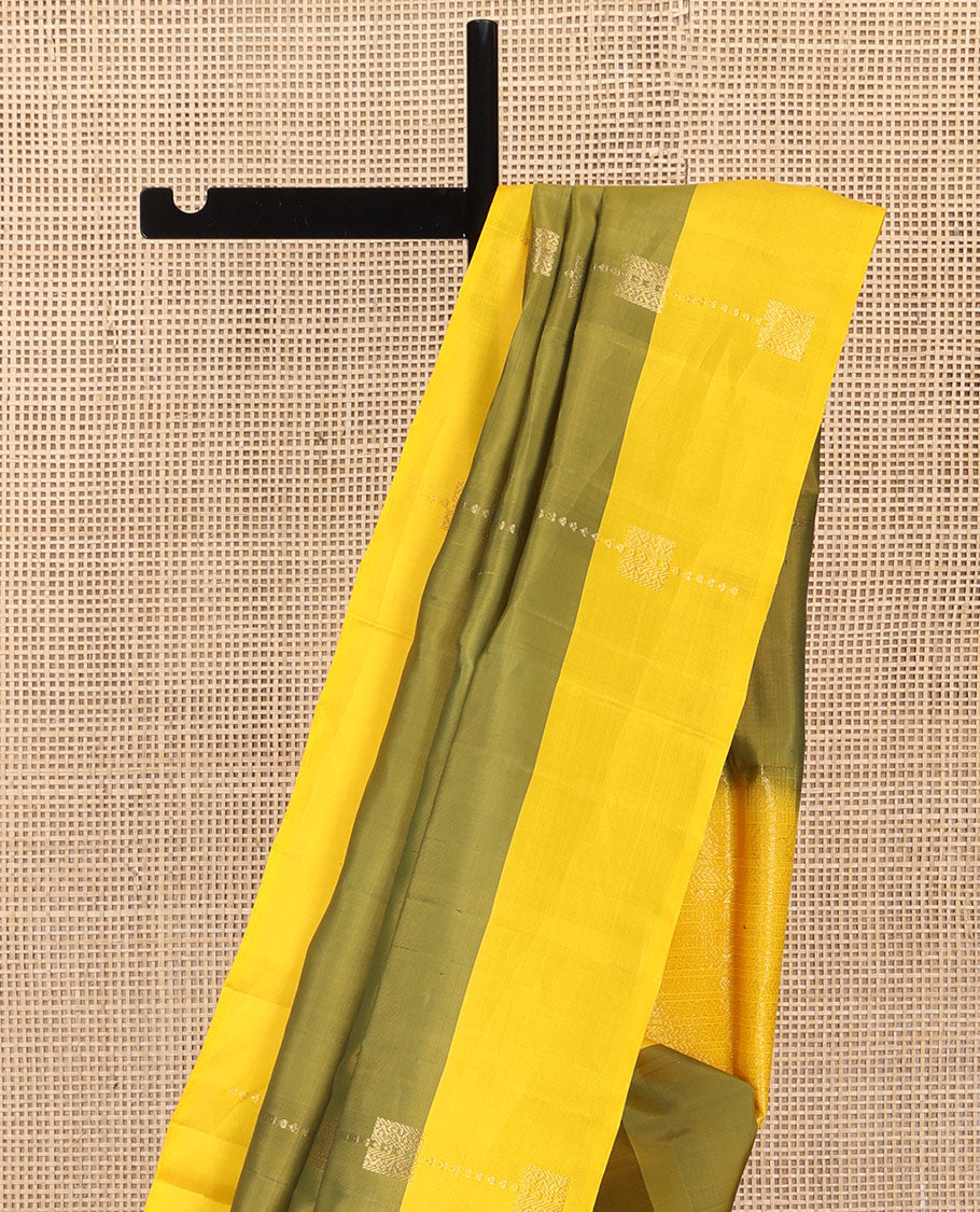Green Mayuri Lite Silk Mix Saree, Elegantly Highlighted with Zari Buttas, a Contrast Zari Border, Geometric Patterned Pallu, and a Contrast Blouse