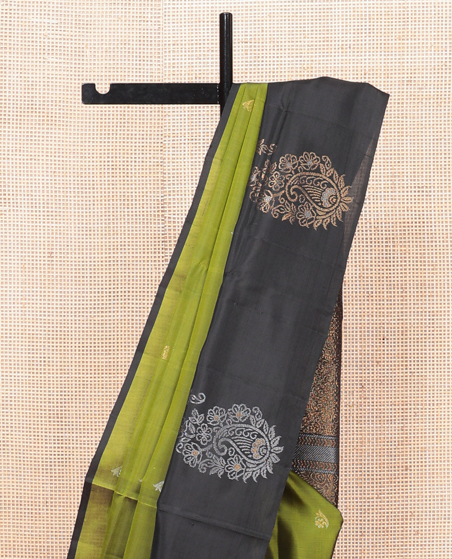 Green Mayuri Lite Silk Mix Saree, Graced with Zari Buttas, Complemented By Contrast Border of Paisley Buttas, a Grand Jaal Pallu, and a Contrast Blouse
