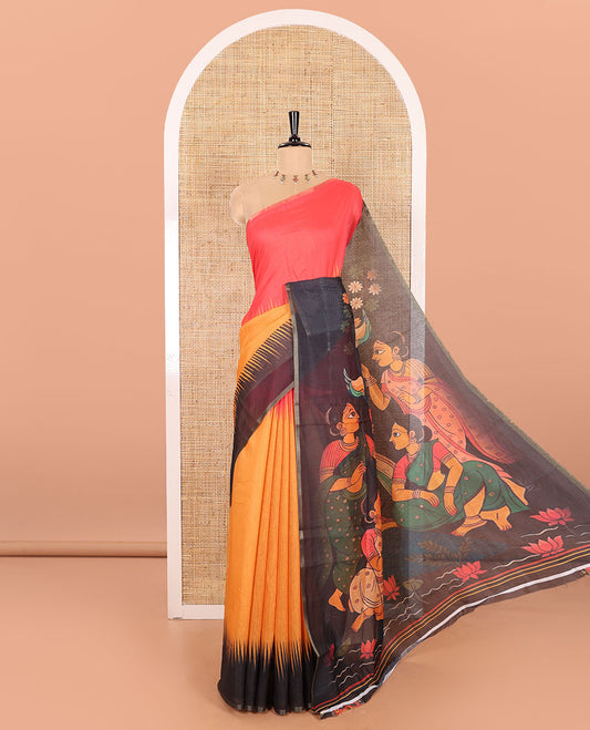 Mustard Plain Chanderi Cotton Saree Featuring a Contrast Black and Pink Ganga-Jamuna Temple Big Border, a Pallu Beautified with a Realistic Painted-Style Human Figurine Print, and Paired with a Contrast Kalamkari Peacock Printed Blouse