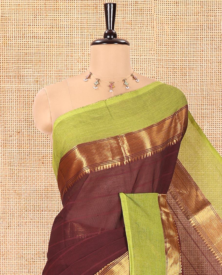 Coffee Brown Striped Chettinad Cotton Saree, Complemented by a Contrast Kal Eragina Traditional Zari Design Border, Gleaming Zari Striped Pallu, and Paired with a Matching Blouse