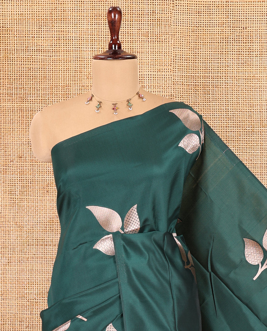 Borderless Bottle Green Elite Soft Silk Saree, Embellished with Leaf Motifs, a Self-Pallu of Floral Designs, and a Matching Blouse