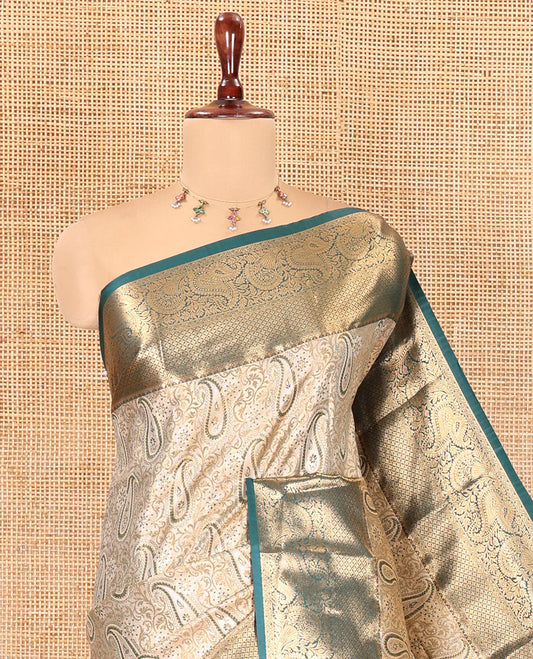 Peacock Green Art Silk Saree, Decorated with Floral-Paisley Jacquard Design, a Traditional Zari Border, Intricate Pallu, and a Matching Blouse