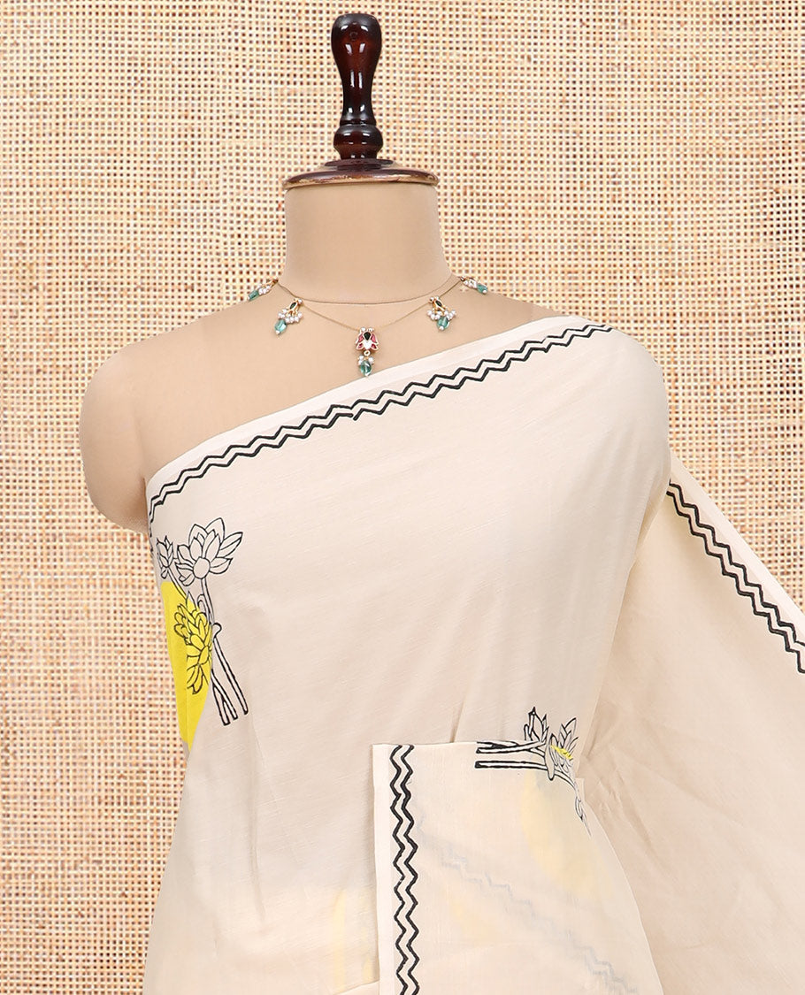 Borderless Cream Sun-Flower Motifs Printed South Cotton Saree Comes with a Matching and a Contrast Block-Printed Blouse