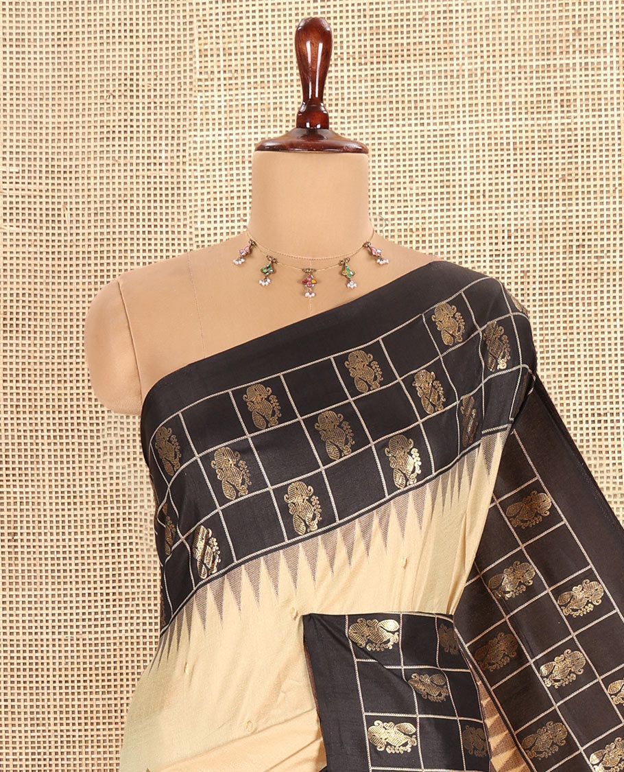 Chikku Dola Tussar Saree
