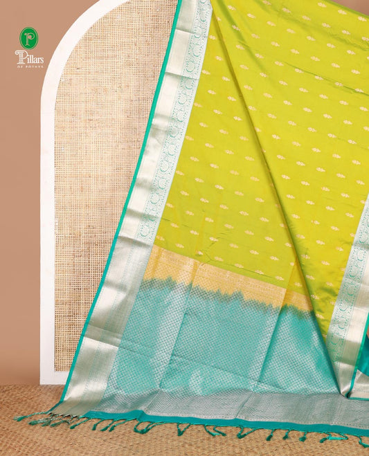 Green zari butta semi soft silk saree with kodi, bhavanji border & grand pallu along with plain blouse
