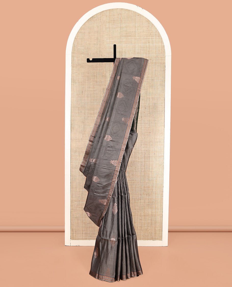 Grey Uppada Silk Saree, Elegantly Framed with Zari Buttas and Diamond Design, a Zari Border, Grand Pallu, and a Contrast Blouse