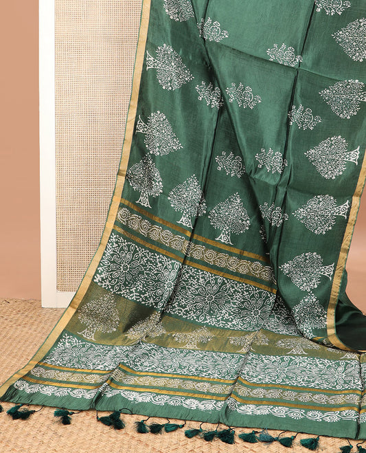Green tree motifs printed banana pith saree, zari border, and floral printed pallu