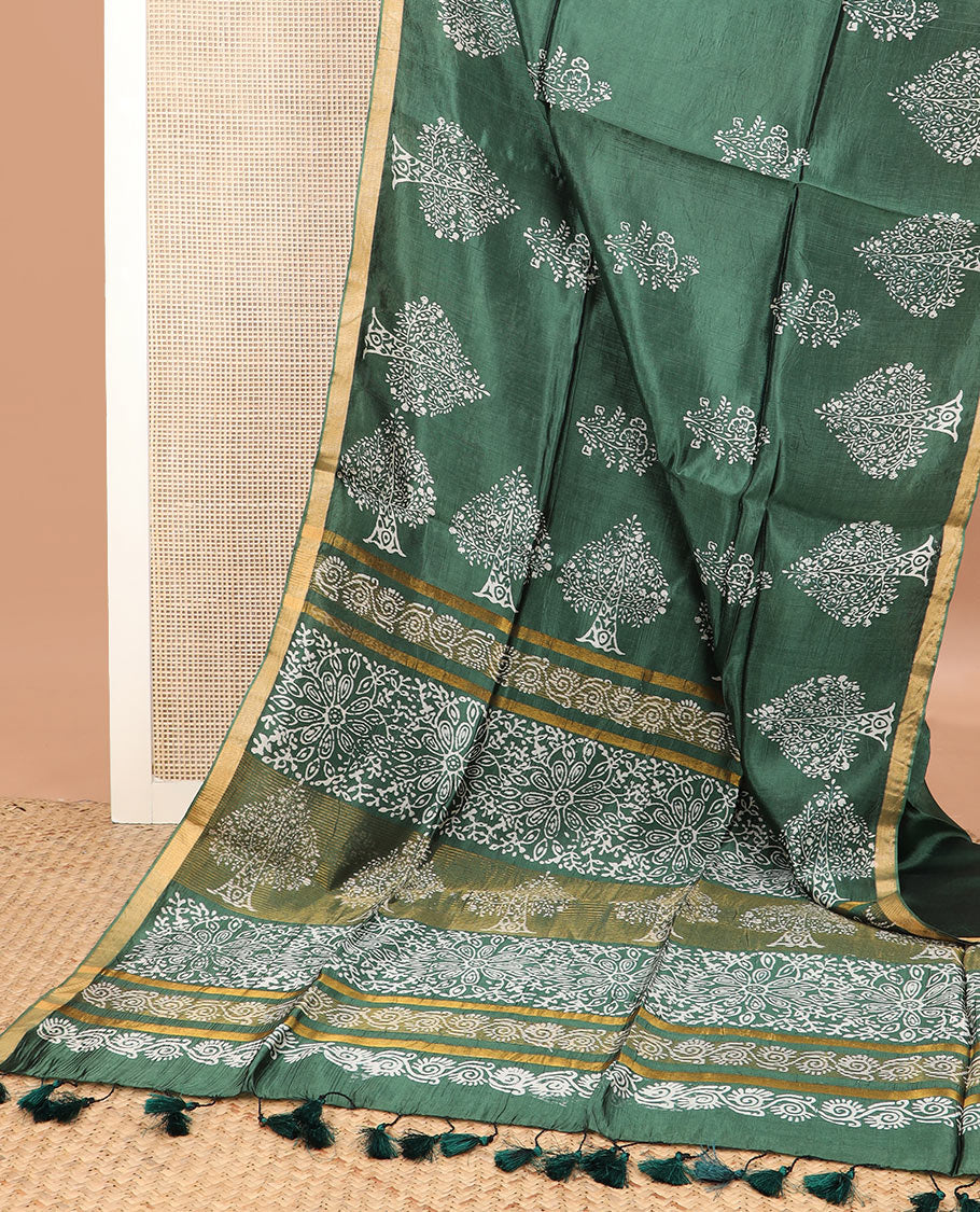 Green tree motifs printed banana pith saree, zari border, and floral printed pallu