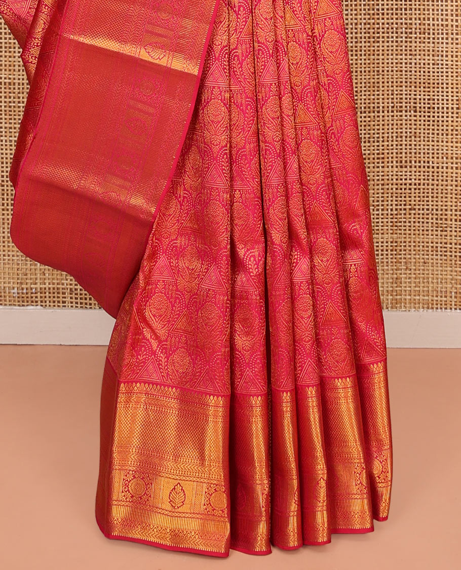 Pink Kanchipuram Wedding Silk Saree, Gracefully Embellished with Jacquard Design on Its Body, Highlighted by Zari Border of Kathir, Paiyaadi Kattam, Neli, and Zari Designs, Majestically Detailed Pallu, and Paired with a Matching Blouse