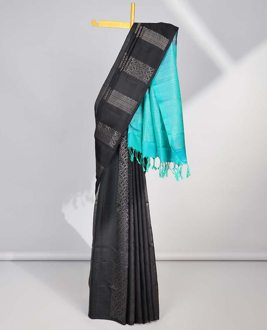 Borderless black striped, floral design soft silk saree with intricate zari design pallu