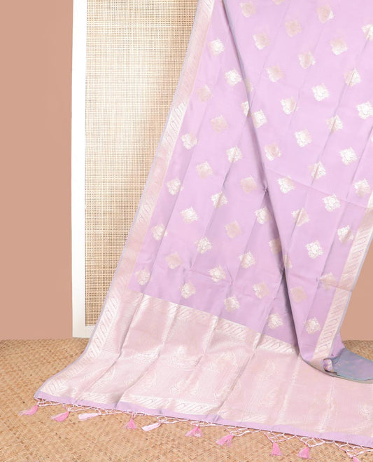 Light purple flower butta butter silk saree with self zari design border & floral design pallu