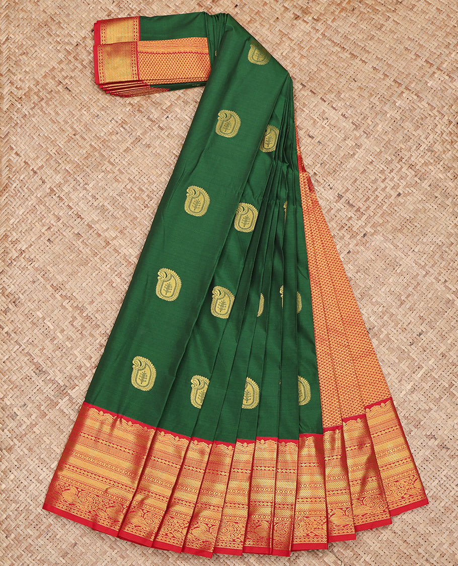 Green Budget Silk Saree, Decorated with Paisley Buttas All Over Its Body, Complemented by Contrast Traditional Zari Design Border, Grand Jaal Pallu, and Paired with a Contrast Blouse