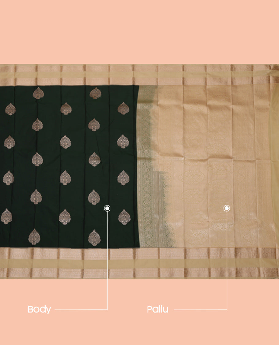 Green Budget Silk Saree, Gleamed Up with Zari Buttas, Complemented by a Contrast Traditional Zari Rettai Pettu Border, Grand Pallu, and a Contrast Blouse