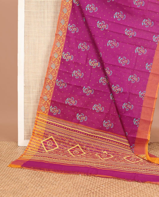 Pink floral motifs printed chirala cotton saree, contrast leaf creeper border & diamond patterned floral print pallu