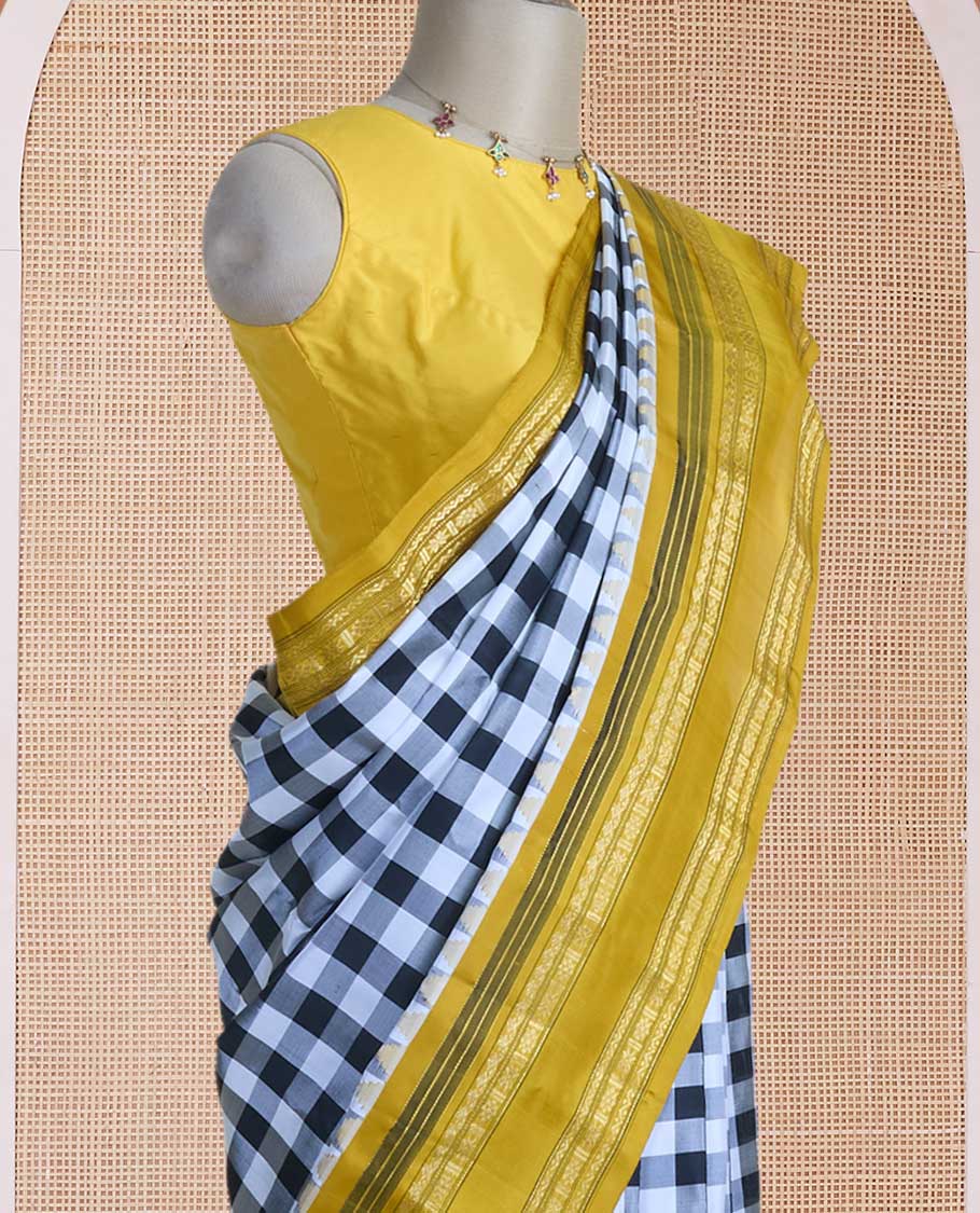 Multi-color checked gadwal silk saree, contrast rettai pettu traditional zari design border & pallu of traditional designs