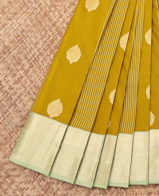 Green Budget Silk Saree, Gleamed Up with Zari Buttas and Stripes, a Contrast Traditional Zari Border, Grand Pallu, and a Contrast Blouse