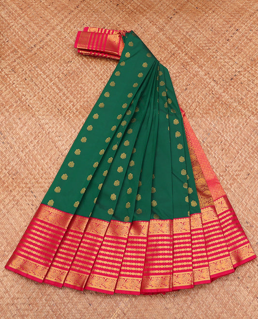 Green Budget Silk Saree, Detailed with Zari Buttas, Complemented by a Contrast Traditional Zari Border, Grand Pallu, and a Contrast Blouse