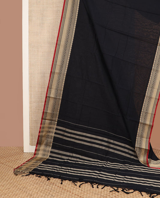 Black plain design Narayanpet cotton saree, contrast traditional kanchi motifs, thread-woven border & striped pallu