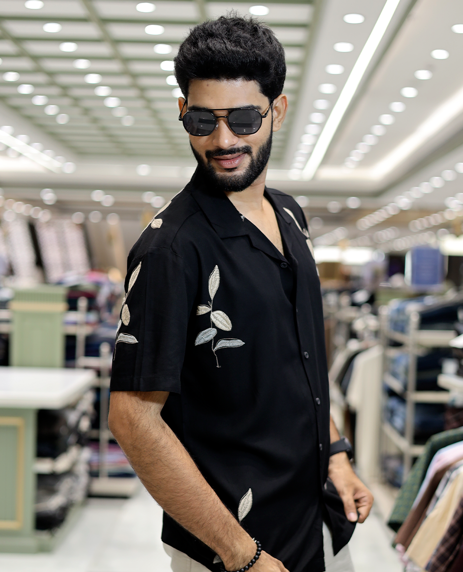 Black Leaf Embroidery Cotton-Blended Casual Shirt