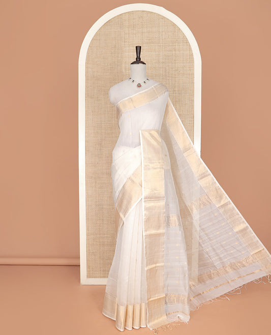 Cream Plain Maheshwari Cotton Saree, Gleamed up with Zari Border, Subtle Pallu, and Paired with a Matching Blouse