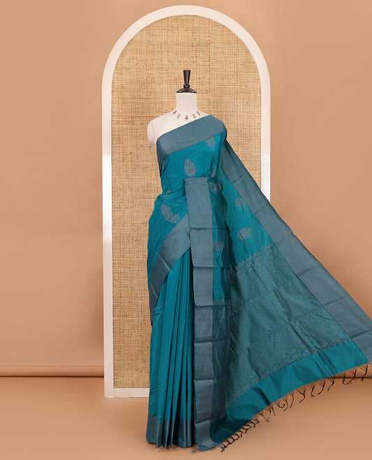 Peacock green butta silk cotton , contrast bawanchi border & thread weaving rich pallu with tussels