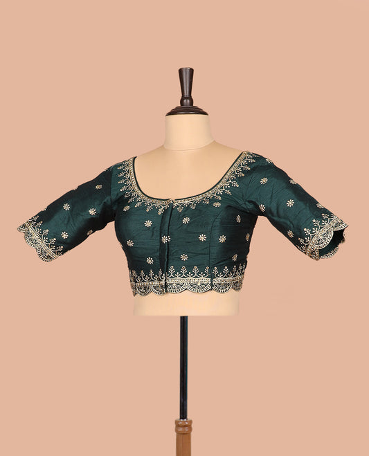 Green thread embroidered front-and-back round elbow-sleeve readymade blouse