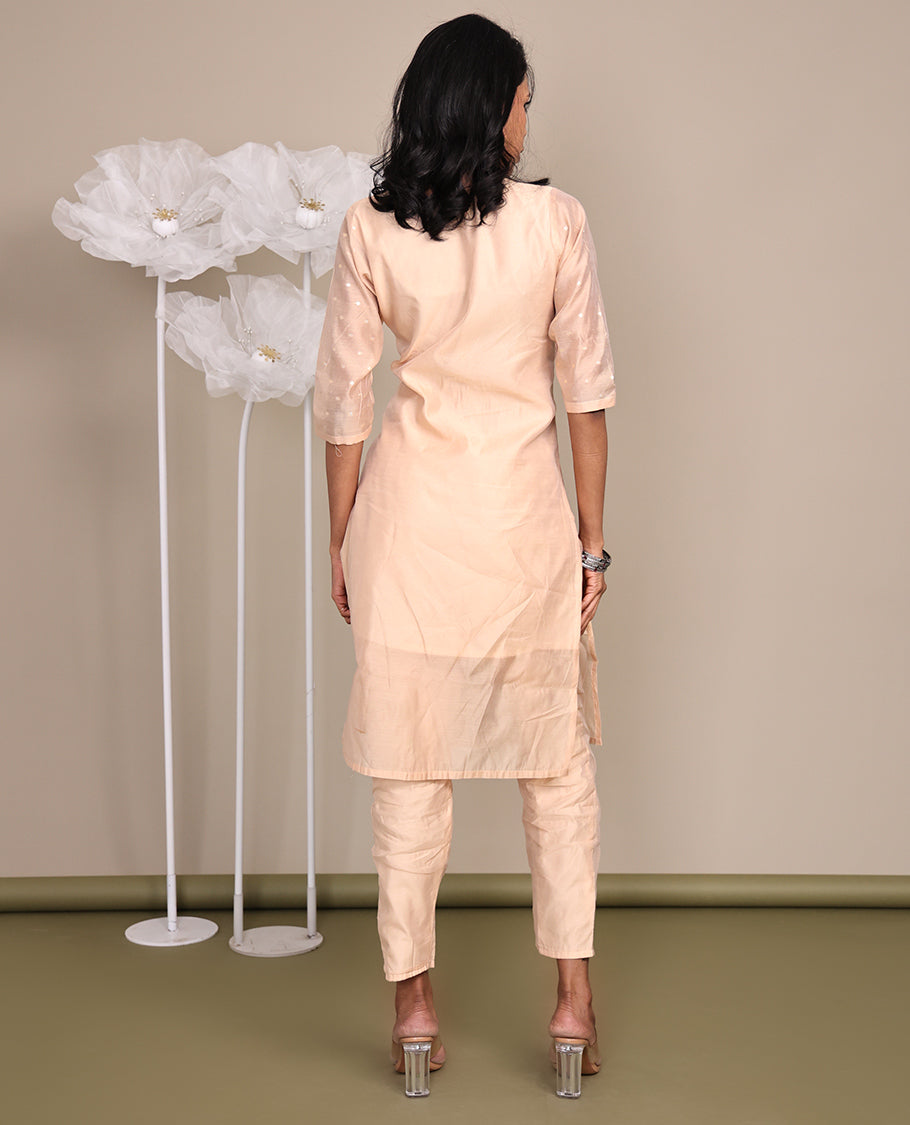 Light Peach Tissue Ready-Made Suit, Featuring Buttas Foil Print, a V-Neckline, 3/4 Sleeves, and a Straight-Cut Top, Paired with Plain Straight-Cut Pants