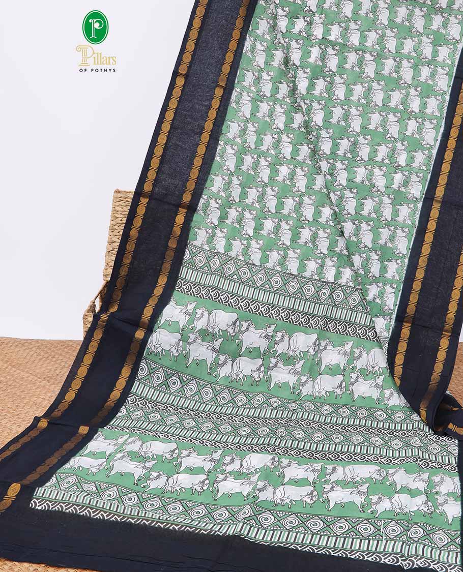 Green pichwai printed sungudi cotton saree with contrast double pad, rudraksh border