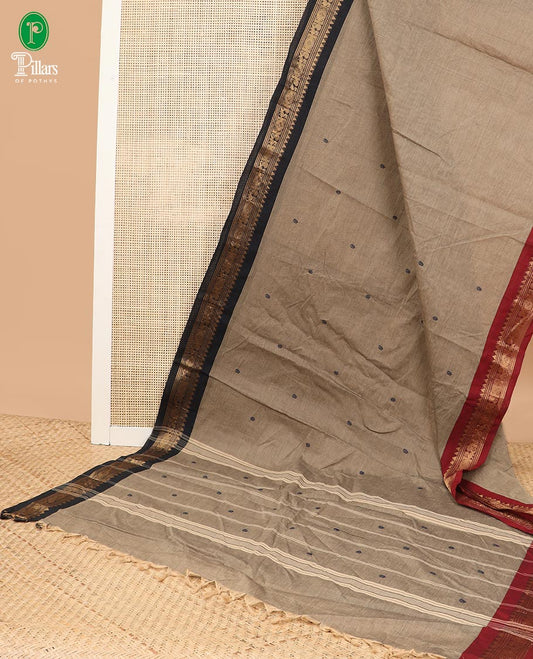 Tan color small thread butta chettinad cotton saree with ganga jamuna, traditional border & self lining pallu along with plain blouse