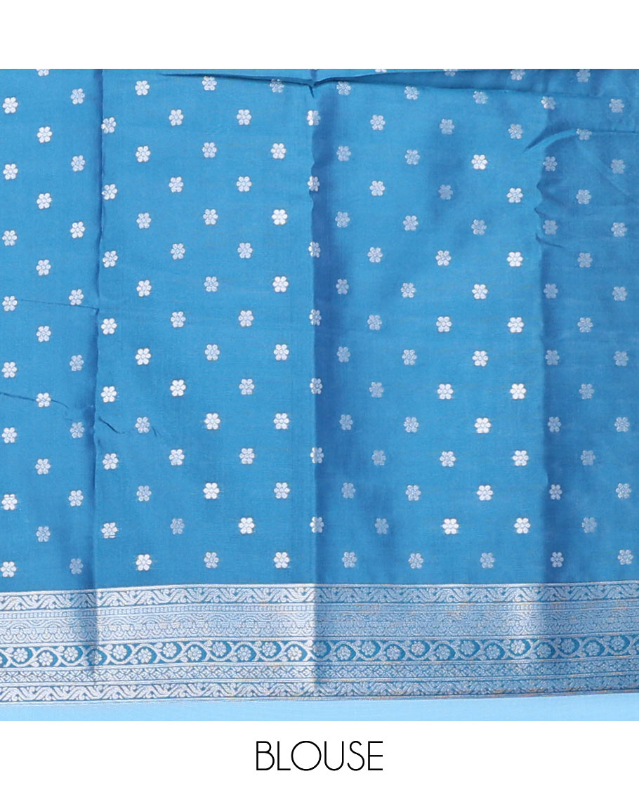 Green floral butter silk saree with contrast floral design border & pallu of floral jaal design