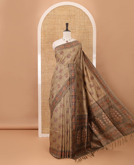 Chikku colorful thread floral buttas woven banarasi jute saree, floral design border, jamdhani-style woven pallu & plain blouse
