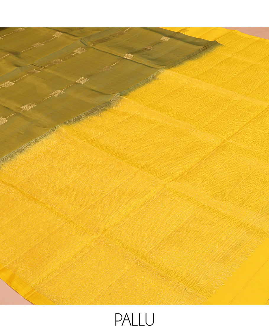 Green Mayuri Lite Silk Mix Saree, Elegantly Highlighted with Zari Buttas, a Contrast Zari Border, Geometric Patterned Pallu, and a Contrast Blouse