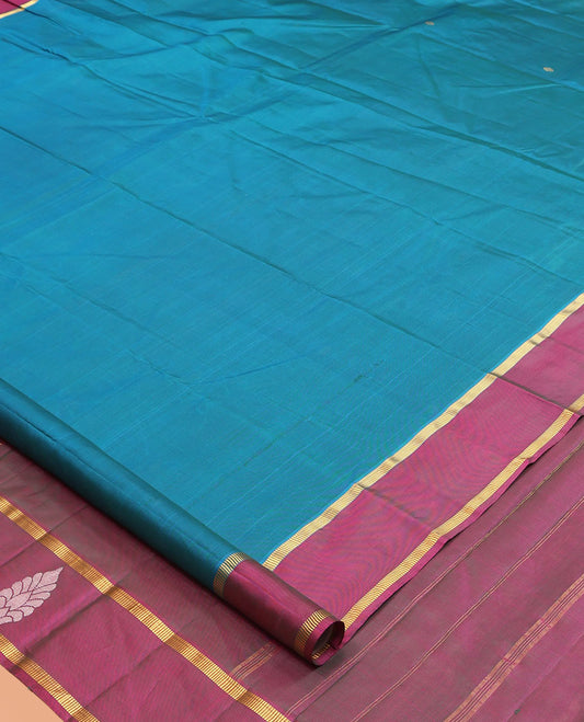 Blue Kanchipuram Silk Saree, Woven with Zari Buttas, a Contrast Traditional Zari Border, Zari Design Pallu, and a Contrast Blouse