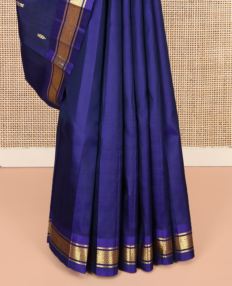 Blue Kanchipuram Silk Saree, Woven with Buttas, One-Sided Border of Banaras, and Jaal Designs, Zari Design Pallu, and No Blouse