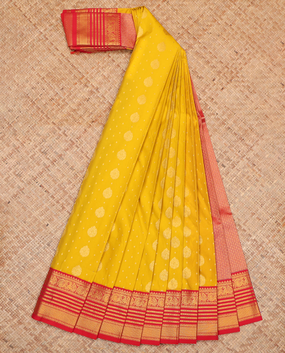 Yellow Budget Silk Saree, Woven with Zari Buttas, Complemented by a Contrast Traditional Zari Border, Grand Jaal Pallu, and Contrast Blouse