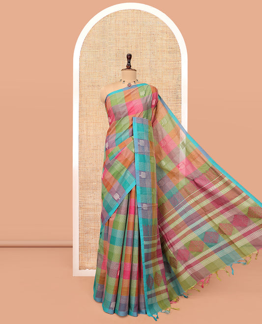 Borderless Multi-Color Cotton Saree, Meticulously Crafted with Buttas and Checks, Intricately Designed Pallu, and a Matching Blouse