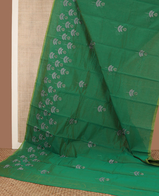 Borderless green zari floral buttas steeped semi-silk cotton saree